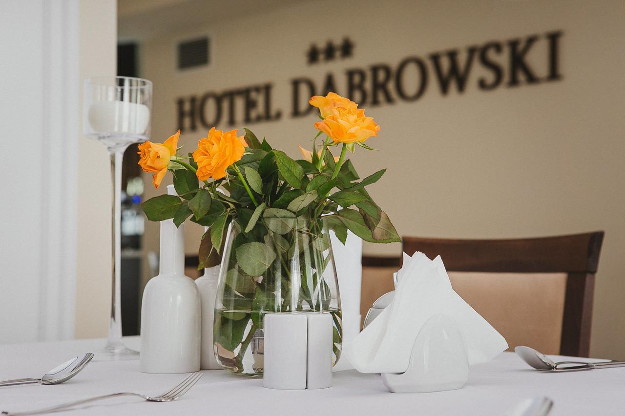 Hotel Dabrowski Освенцім Екстер'єр фото